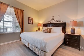 Penthouse w/ Spectacular Lakeview! Near Disney