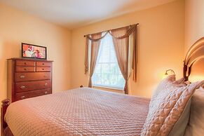 Lovely Third-floor Vista Cay Resort Condo!