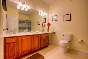 Spacious Vista Cay Condo, Close to Conv. Center