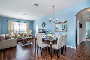 Top-floor Condo, Near Universal &convention Ctr