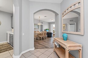 Newly Remodeled Lakeview Penthouse, Near Conv. Ctr