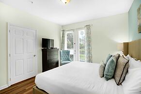 Spacious Townhome W/patio & Garage! Sleeps10