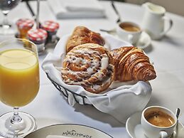 The Wall Street Hotel