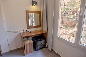 Camlik 87 Hotel Ayvalik