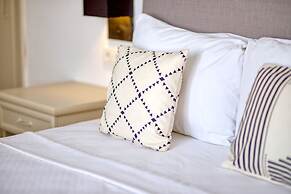 Camlik 87 Hotel Ayvalik