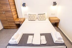 Camlik 87 Hotel Ayvalik