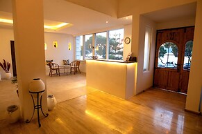 Camlik 87 Hotel Ayvalik