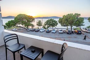 Camlik 87 Hotel Ayvalik