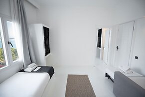 Camlik 87 Hotel Ayvalik