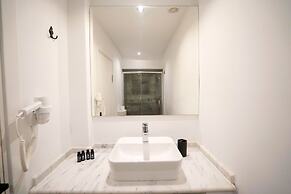 Camlik 87 Hotel Ayvalik