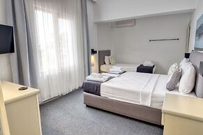 Camlik 87 Hotel Ayvalik