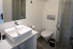 Camlik 87 Hotel Ayvalik