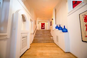 Camlik 87 Hotel Ayvalik