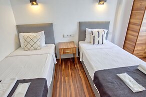 Camlik 87 Hotel Ayvalik