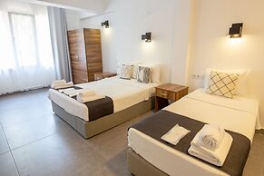 Camlik 87 Hotel Ayvalik