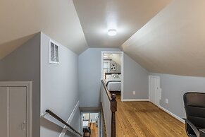 Enchanting historic townhouse by CozySuites