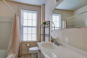 3BR Colonial House w/Parking by CozySuites