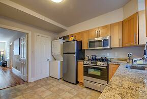 3BR Colonial House w/Parking by CozySuites