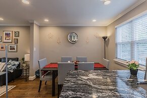 Beautiful 3br/2ba House with cozy backyard by CozySuites