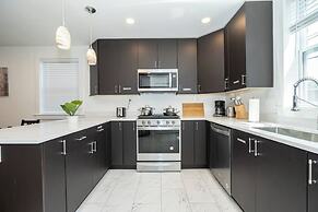Modern Colonial 3BR/2BA House | 5m to DC & DCA, by CozySuites