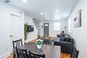 Modern Colonial 3BR/2BA House | 5m to DC & DCA, by CozySuites
