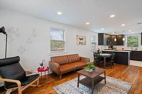 Modern Colonial 3BR/2BA House | 5m to DC & DCA, by CozySuites