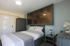 OYO Honeycroft Lodge