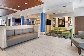 Holiday Inn Express & Suites Lancaster - Mount Joy by IHG
