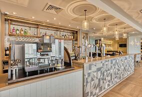 Premier Inn Manchester Cc Princess Street