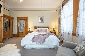 The Fern & Thistle Luxury Accommodation