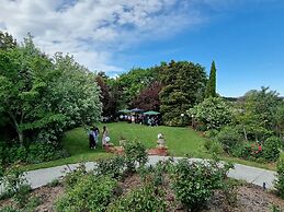 The Fern & Thistle Luxury Accommodation