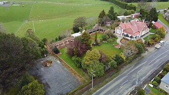 The Fern & Thistle Luxury Accommodation