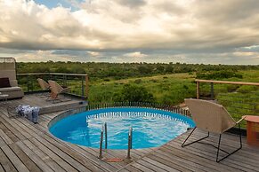 Kruger Shalati - Train on the Bridge and Garden Suites