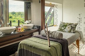 Kruger Shalati - Train on the Bridge and Garden Suites