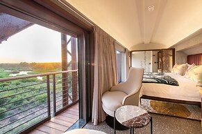 Kruger Shalati - Train on the Bridge and Garden Suites