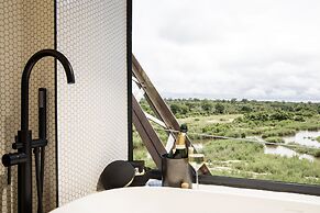 Kruger Shalati - Train on the Bridge and Garden Suites