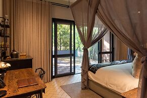 Kruger Shalati - Train on the Bridge and Garden Suites