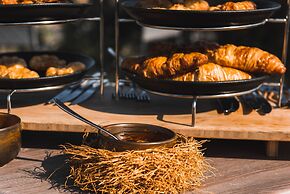 Kruger Shalati - Train on the Bridge and Garden Suites
