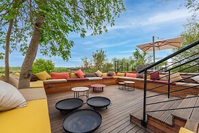 Kruger Shalati - Train on the Bridge and Garden Suites