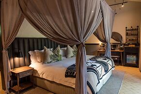 Kruger Shalati - Train on the Bridge and Garden Suites