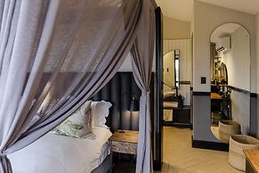 Kruger Shalati - Train on the Bridge and Garden Suites