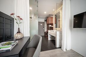 VIX Bangkok at Victory Monument