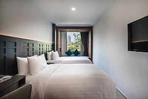 VIX Bangkok at Victory Monument