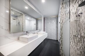 VIX Bangkok at Victory Monument