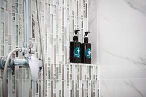 VIX Bangkok at Victory Monument