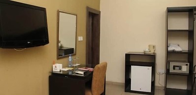 Class Suites Signature