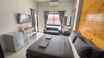 Buathong Pool Villa