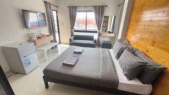 Buathong Pool Villa