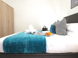 Tudors eSuite Grand Central Aparthotel