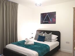 Tudors eSuite Grand Central Aparthotel